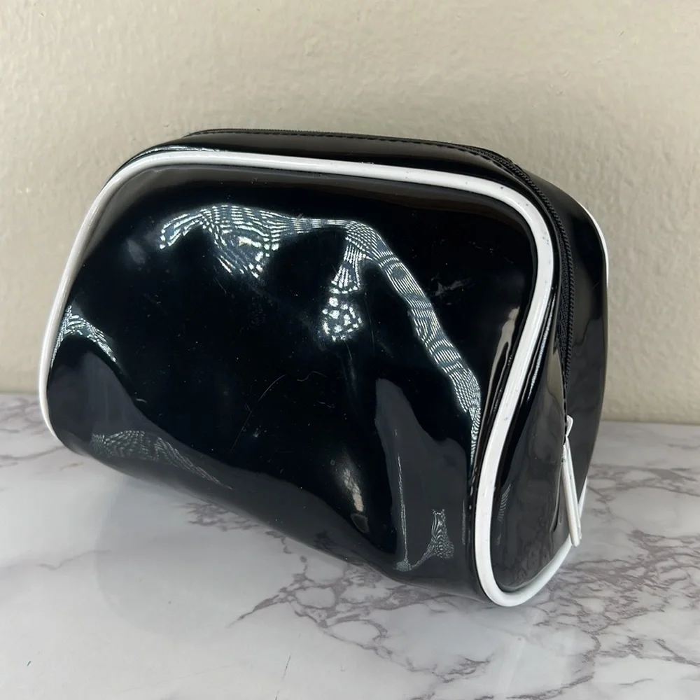 Elizabeth Arden Cosmetic Bag